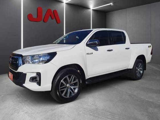 TOYOTA HILUX 2.7 SRV 4X4 CD 16V FLEX 4P AUTOMÁTICO TOYOTA HILUX 2.7 SRV 4X4 CD 16V FLEX 4P AUTOMÁTICO